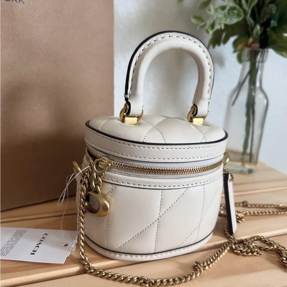 NWT💕Coach Trail Mini Nappa Crossbody Bag 12 With Pillow Quilting in Chalk CU144 - Picture 3 of 7